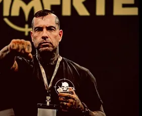 Imagem ilustrativa da imagem PM ‘influencer’ é preso no Paraná por suspeita de crime de tortura e fraude