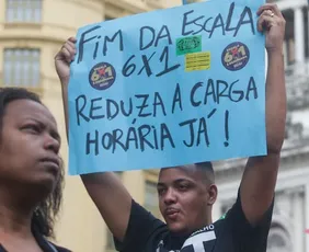 Imagem ilustrativa da imagem Pesquisa Datafolha aponta que 71% dos brasileiros apoiam o fim da escala 6X1