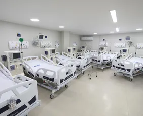 Imagem ilustrativa da imagem Raquel entrega melhorias no Hospital Regional do Agreste e autoriza novo prédio