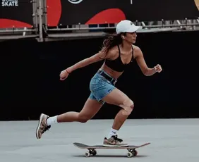 Imagem ilustrativa da imagem Rayssa Leal cai e fica fora do pódio no Mundial de Skate em São Paulo