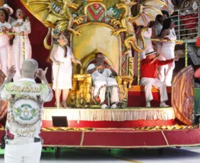 Imagem ilustrativa da imagem Unidos da Piedade homenageia Papo Furado no Sambão do Povo; veja fotos