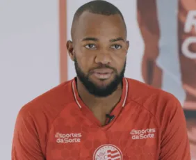 Imagem ilustrativa da imagem Victor Andrade recebe elogios por desempenho na estreia com a camisa do Náutico