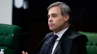 Imagem ilustrativa da imagem André Mendonça convoca reunião com a PF sobre o Banco Master