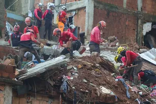 Imagem ilustrativa da imagem Desastre em MG: Mortes passam de 70 em Juiz de Fora e Ubá