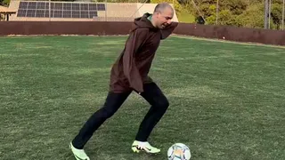 Imagem ilustrativa da imagem Frei Gilson anuncia jogo solidário na Arena de PE com astros do futebol