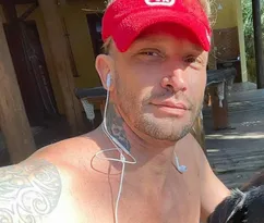 Imagem ilustrativa da imagem Modelo e ex-marido de Isabeli Fontana, Álvaro Jacomassi é preso por tráfico em SC