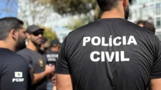 Imagem ilustrativa da imagem PCDF desarticula quadrilha que extorquia vítimas de dentro de presídio de PE