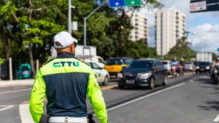 Imagem ilustrativa da imagem Recife tem trânsito alterado para eventos pós-Carnaval neste fim de semana