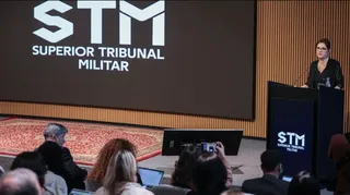 Imagem ilustrativa da imagem STM recebe pedido de perda de patente de Bolsonaro e mais 4 oficiais