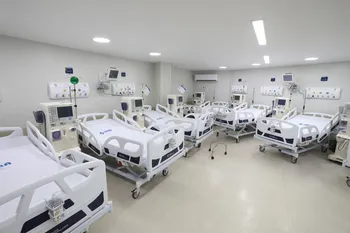 Imagem ilustrativa da imagem Raquel entrega melhorias no Hospital Regional do Agreste e autoriza novo prédio