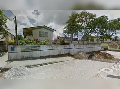 Imagem ilustrativa da imagem Aluno esfaqueia três meninas em escola em Pernambuco
