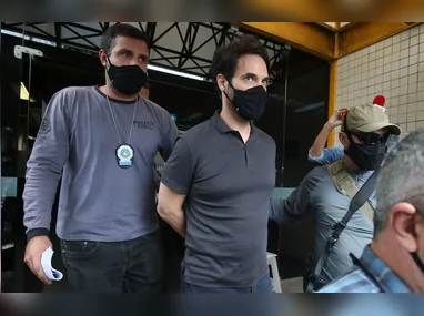 Monique Medeiros e advogados de Jairinho no Tribunal do Júri