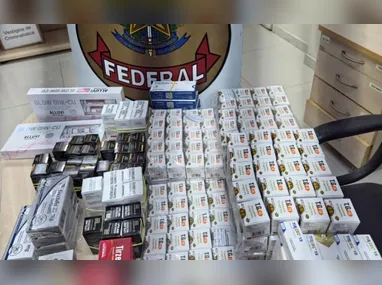 Polícia apreendeu armas e drogas na operação