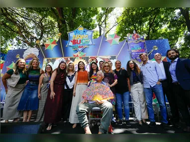 Tumulto foi registrado durante bloco de rua com participação do DJ Calvin Harris