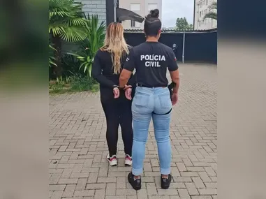 Proposta autoriza a comercialização, a aquisição e a posse de aerossóis de extratos vegetais para fins de defesa pessoal de mulheres