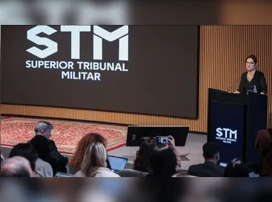 Bolsonaro deve apresentar defesa em processo para não ser expulso do Exército