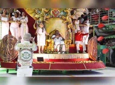 LIESGE explica paralisação no desfile da Unidos da Piedade após queda de energia