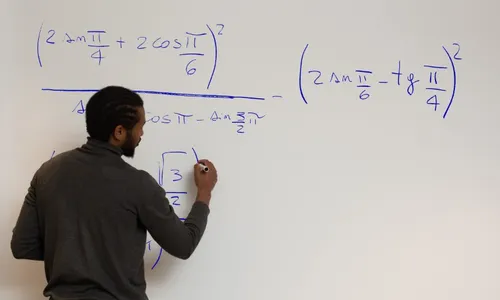 
          Imagem ilustrativa da imagem 146 professores são nomeados após aprovação em concurso público
          