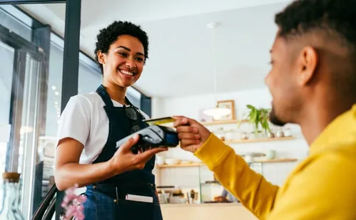 
          Imagem ilustrativa da imagem 76 mil consumidores pagam suas dívidas e deixam a inadimplência no ES
          