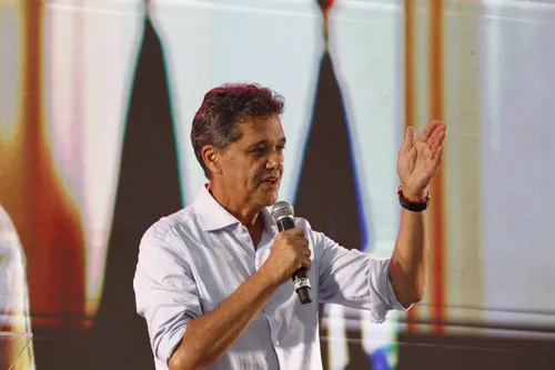 
          Imagem ilustrativa da imagem AO VIVO | Assista a posse do novo governador do ES, Ricardo Ferraço
          