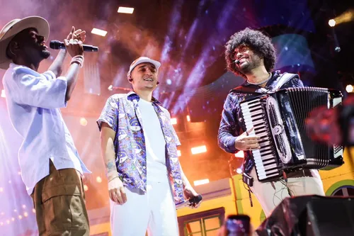 
          Imagem ilustrativa da imagem Abertura do Carnaval do Recife tem shows de Lenine, João Gomes e Priscila Senna
          