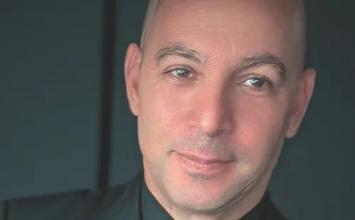 
          Imagem ilustrativa da imagem Acidentes com bikes elétricas dobram em um mês no ES
          