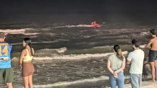 
          Imagem ilustrativa da imagem Adolescente de 12 anos morre após afogamento na praia de Boa Viagem
          