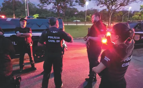 
          Imagem ilustrativa da imagem Adolescente do ES liderava “sessões de terror” contra animais na internet
          