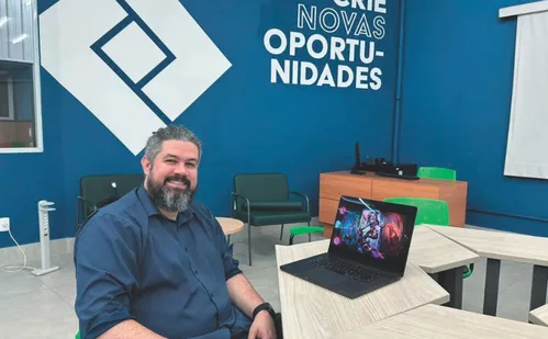 
          Imagem ilustrativa da imagem Adolescentes têm contas suspensas pelas plataformas de jogos digitais
          