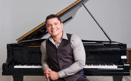 
          Imagem ilustrativa da imagem Agenda Cultural: Orquestra, teatro e piano de hoje até domingo no ES
          