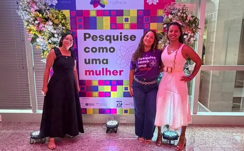 
          Imagem ilustrativa da imagem Alunas premiadas por destaque na Ciência
          