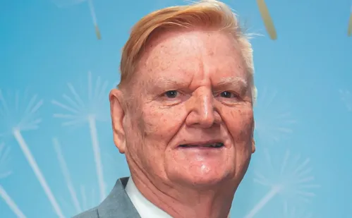 
          Imagem ilustrativa da imagem Alunos melhoraram notas após proibição de celular, dizem escolas
          