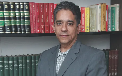 
          Imagem ilustrativa da imagem Ampliação da licença-paternidade: qual o papel do pai nos primeiros dias do bebê?
          