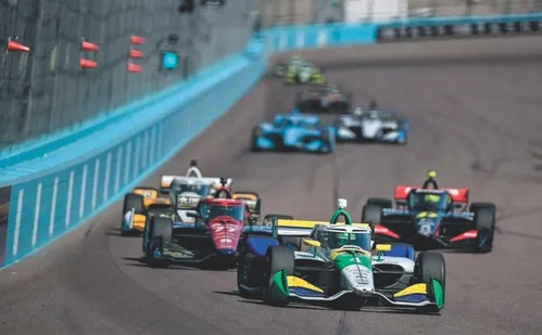 
          Imagem ilustrativa da imagem Ao vivo na tela da TV Tribuna/Band: Fórmula Indy estreia temporada 2026 no Texas
          