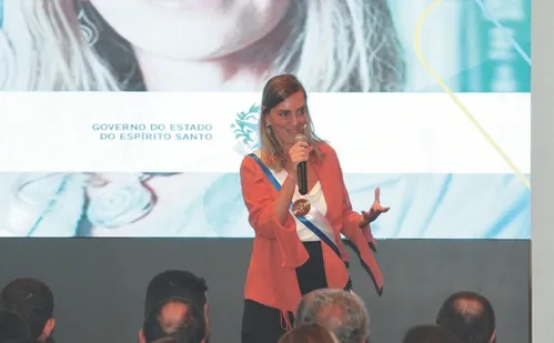 
          Imagem ilustrativa da imagem “Apoio no Espírito Santo foi fundamental”, diz cientista Tatiana Sampaio
          