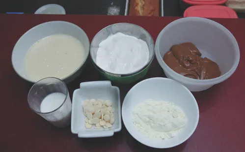 
          Imagem ilustrativa da imagem Aprenda a fazer o Bolo sabor pudim que viralizou nas redes
          