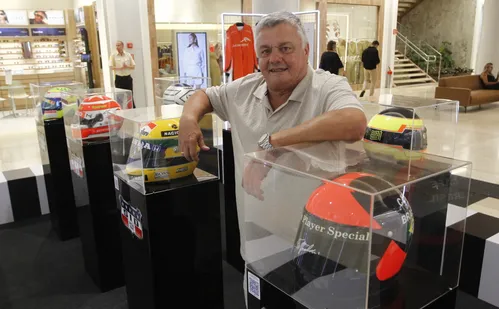 
          Imagem ilustrativa da imagem “As Cores da Velocidade”: exposição traz um passeio pela história do automobilismo
          