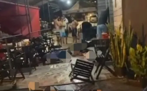 
          Imagem ilustrativa da imagem Ataque a tiros em bar deixa seis pessoas mortas em Nova Iguaçu
          