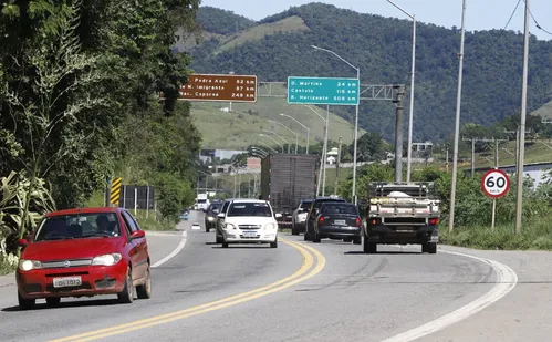 
          Imagem ilustrativa da imagem Até 1.500 imóveis vão ser desapropriados para obras de duplicação da BR-262
          