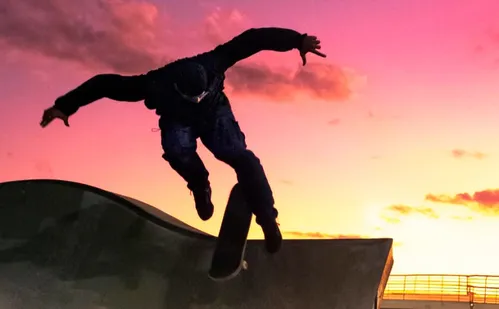 
          Imagem ilustrativa da imagem Atlântica Sunset Sessions movimenta cena do skate em Vitória neste sábado
          