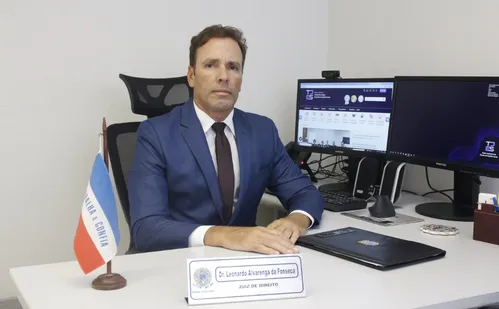 
          Imagem ilustrativa da imagem Atualização de celular causa dano? Juiz explica o que o consumidor pode fazer
          