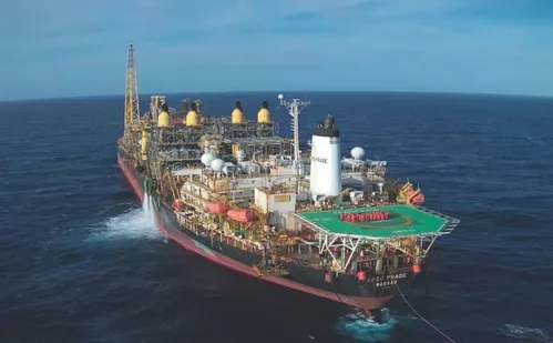 
          Imagem ilustrativa da imagem Aumento na produção de petróleo vai criar 3 mil empregos no ES
          