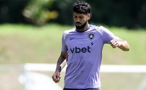 
          Imagem ilustrativa da imagem Botafogo encara o Internacional em meio a crise exposta
          