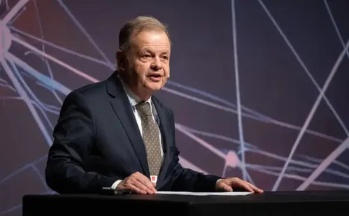 
          Imagem ilustrativa da imagem Brasil se prepara para ser destaque em feira de tecnologia na Alemanha
          