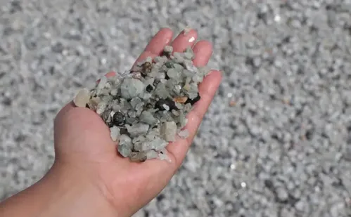 
          Imagem ilustrativa da imagem Brasil busca parceria com Europa para exploração de minerais críticos
          