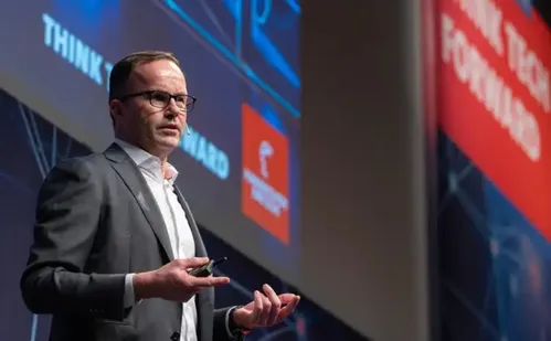 
          Imagem ilustrativa da imagem Brasil se prepara para ser destaque em feira de tecnologia na Alemanha
          