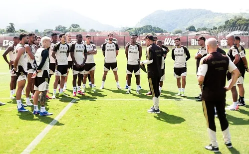 
          Imagem ilustrativa da imagem Brasileirão: Flamengo reencontra o Remo, do Pará, após 48 anos
          