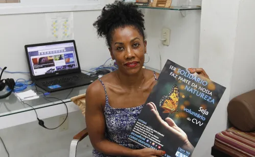 
          Imagem ilustrativa da imagem CVV: Centro de Valorização da Vida recruta voluntários para dar apoio emocional
          