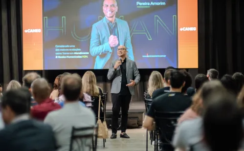 
          Imagem ilustrativa da imagem Café de Negócios reúne mais de 300 empresários com foco em vendas na Serra
          