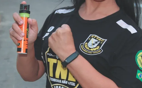 
          Imagem ilustrativa da imagem Câmara aprova uso de spray de pimenta por mulheres para defesa pessoal
          